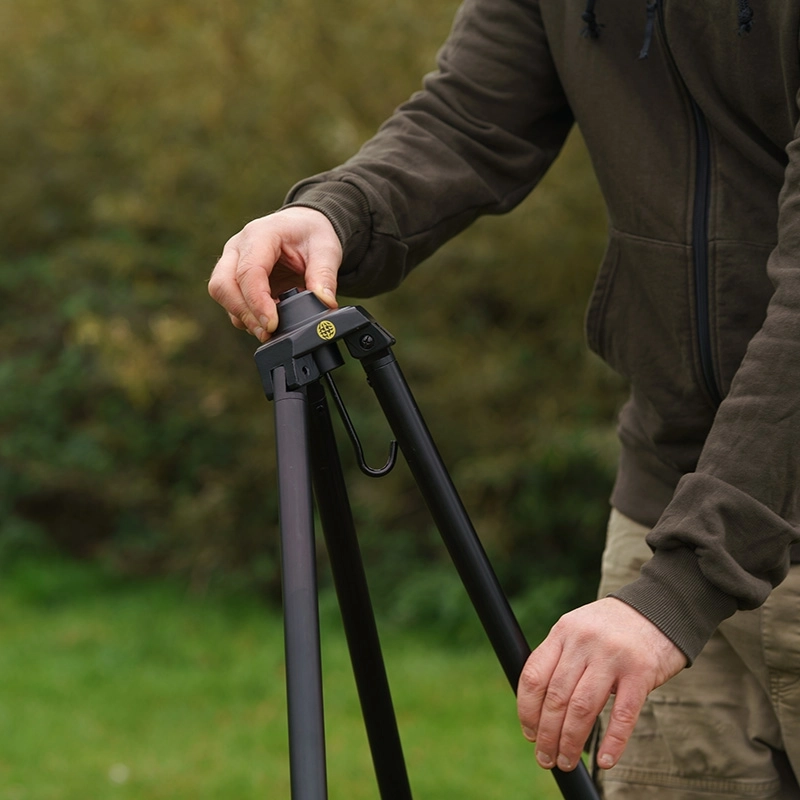 Solar Tackle Worldwide Weigh Tripod